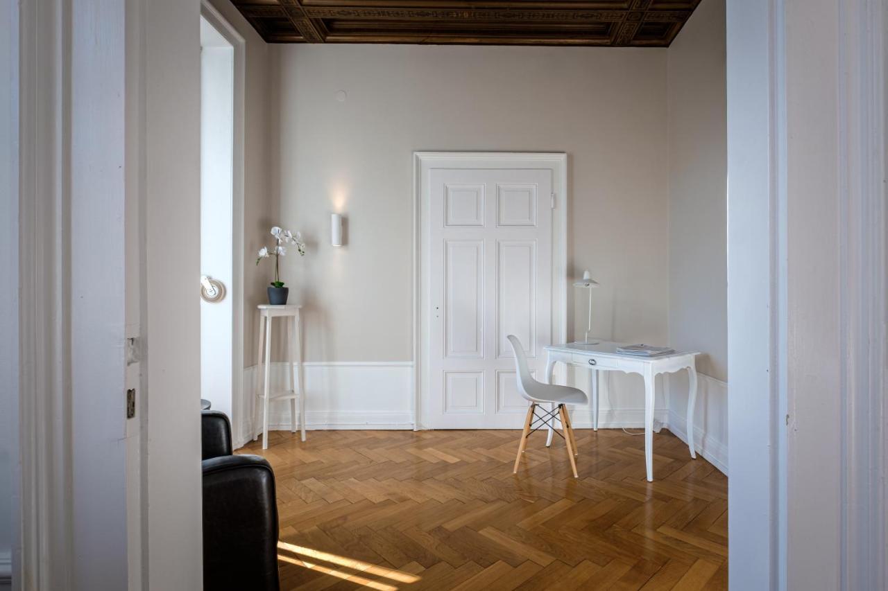 Boutique Charme Apartment Ricarda บาเดน-บาเดน ภายนอก รูปภาพ