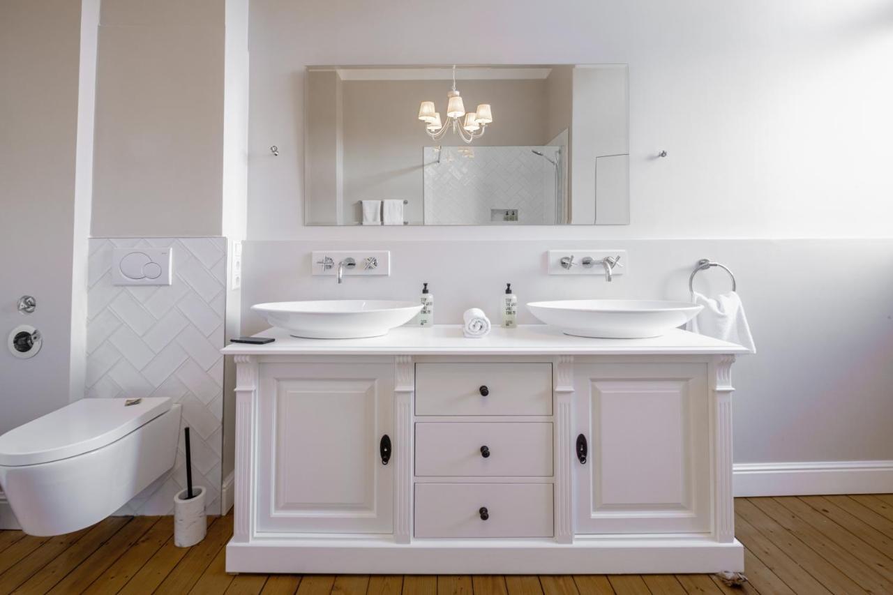 Boutique Charme Apartment Ricarda บาเดน-บาเดน ภายนอก รูปภาพ