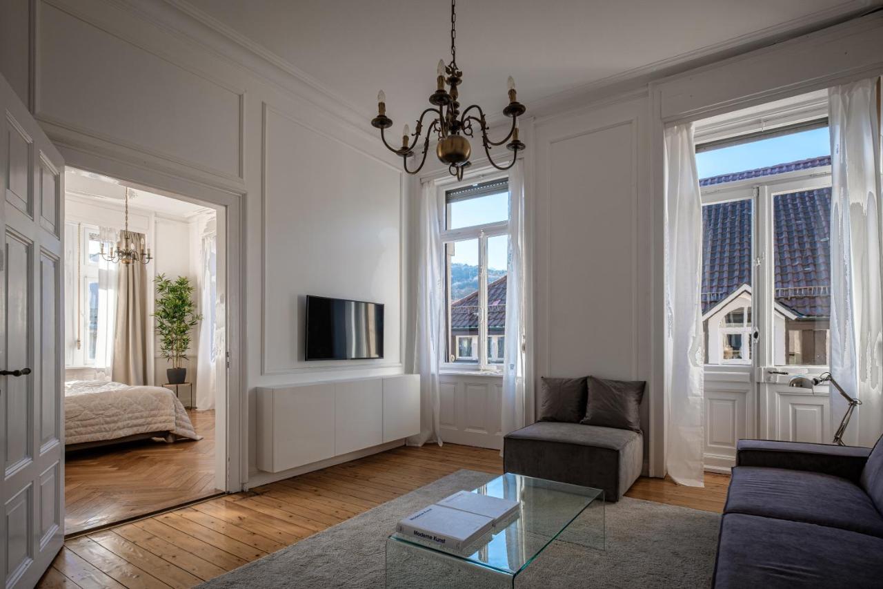 Boutique Charme Apartment Ricarda บาเดน-บาเดน ภายนอก รูปภาพ